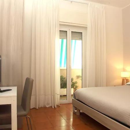 Lavinio - Spacious, Bright, And Thoroughly Outfitted With Modern Amenities - Just 150 M From The Sea * Anzio