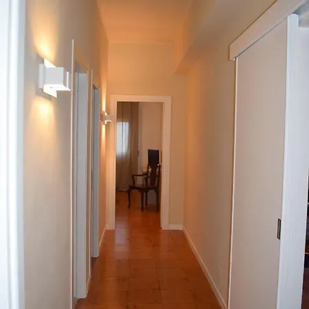 Lavinio Apartment *