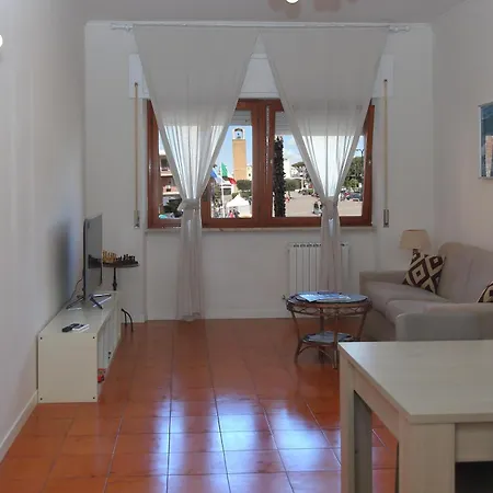Lavinio Apartment *