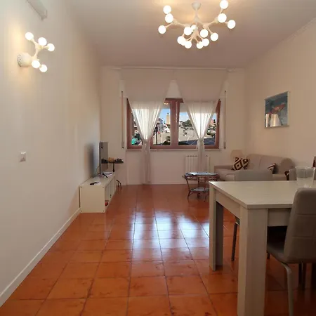 Lavinio Apartment